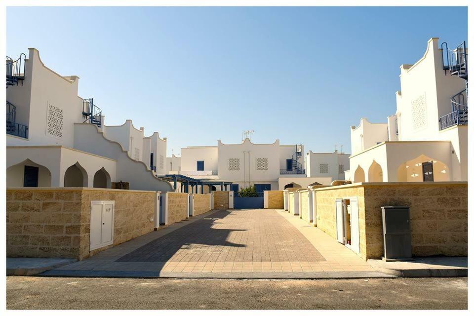 Torreblu Residence トッレ・ラピッロ エクステリア 写真